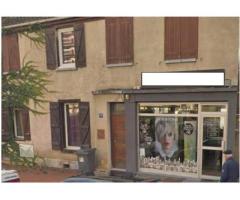 VENDS MURS ex Salon Coiffure