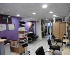 Salon de coiffure à vendre