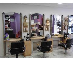 Salon de coiffure à vendre